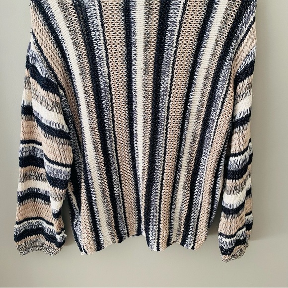 Urban Outfitters Knit Pullover Sweater Mix Colors Sz Small - Picture 10 of 10
